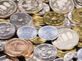 「高値」になる硬貨は「ギザ10円玉」だけではない？高値で取引されている硬貨とは？