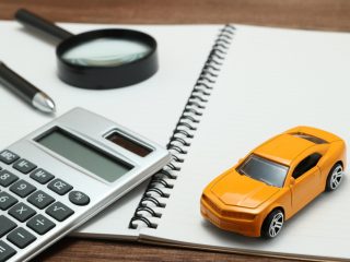 車検代がもったいないなら、車は「3年おき」に買い替えるべき？ 買い替え期間「3年」と「15年」で比較