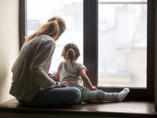 シングルマザーになりました。母子世帯の「平均年収」はどれくらいですか？