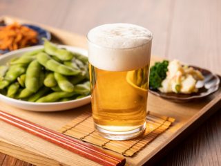 【地獄の飲み会シーズン】連日の忘年会でお金が底を付きそうです……。居酒屋のお酒ってどうしてあんなに高いんですか？