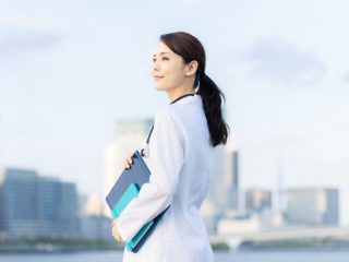 転職を考えています。20代で年収400万円は無謀でしょうか？