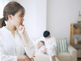 子育てで時短勤務の「給料10％上乗せ」は意味がない？ フルタイムで働く人が「損」して不公平にならないの？