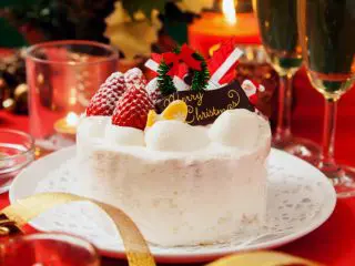 クリスマスケーキも「おせちセット」も高すぎ…。年末年始の食費はどのくらい増えるものですか？