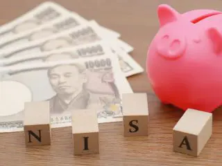 老後が不安で、最近「NISA」が気になっています。「月1万円」でも大丈夫でしょうか？ 手取りが少なくあまり投資できません…