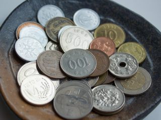 「高く売れるから」と旧硬貨を母にもらいました…本当に価値はありますか？