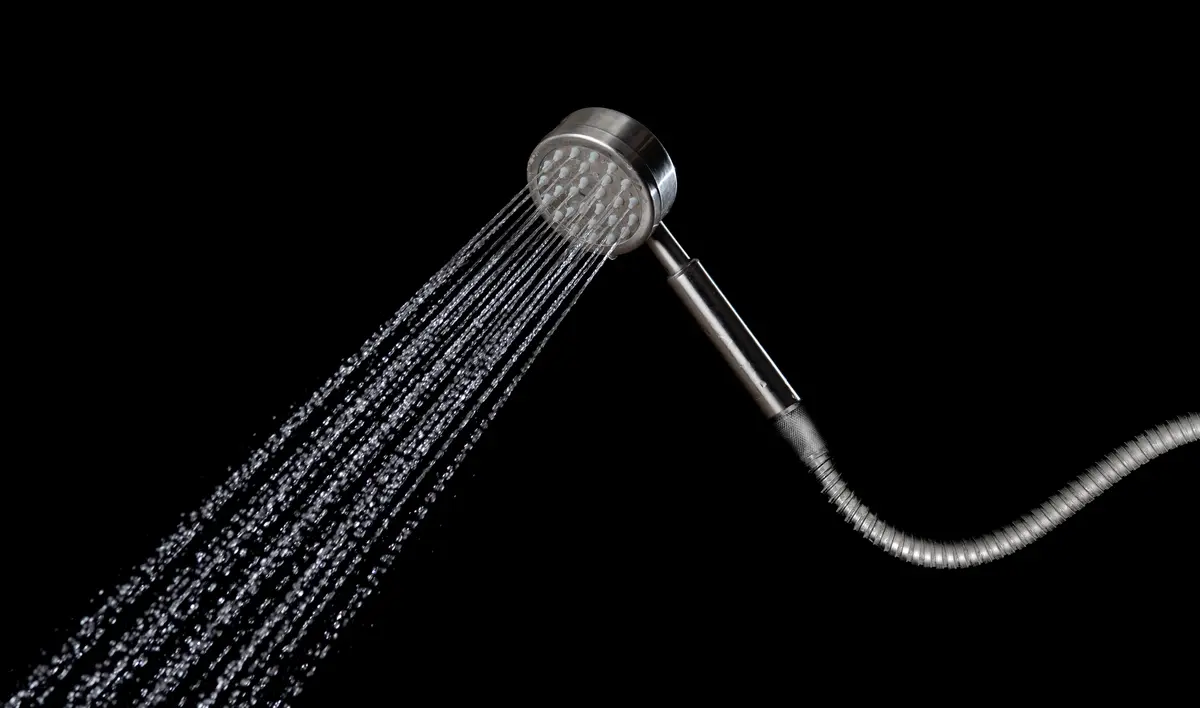 節水シャワーヘッドって、実際のところ1ヶ月でどれだけの節約になるの？