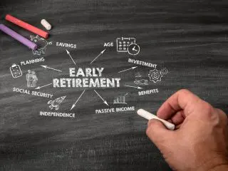 年収600万円の会社員ですが、仕事がキツく55歳で「早期退職」を考えています。貯金と退職金でそれぞれ「2000万円」あれば大丈夫ですか？ 老後の年金が減って「損」でしょうか？