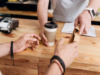 【カフェイン断ち】早寝早起きを心がければ、カフェインから卒業できるでしょうか？モチベーション維持のために、浮くコーヒー代やその他メリットを教えてください！