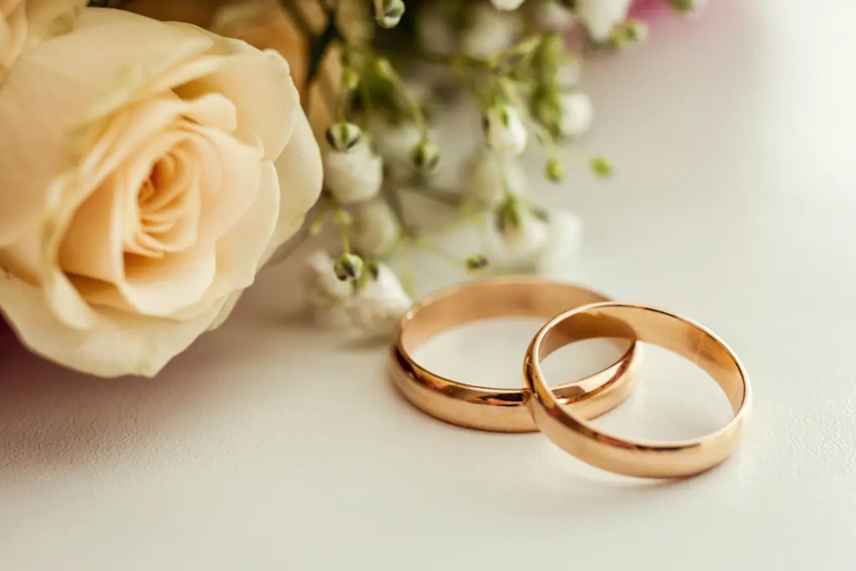 結婚指輪の価格が「給料3ヶ月分」って本当ですか⁉さすがに高すぎますよね？