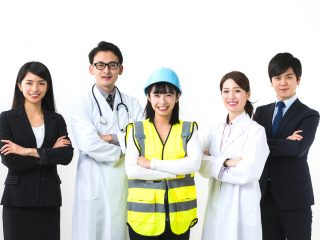 特殊で取得難易度の高い資格が必要だけれど、高収入が見込める職業5選！