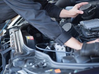 車の「改造」に目覚めた夫。やめさせたいので、「車の部品」ごとの大まかな金額を教えてください。