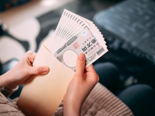 長女の結婚のため「挙式費用」を両家で折半しますが、見積もりの段階で「400万円」を超えています。贈与税などかかってしまうでしょうか？ 非課税にする方法はありますか？