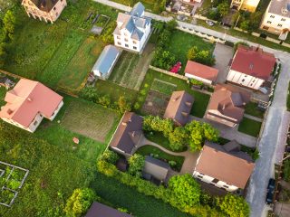 坪単価「9万5000円」の土地を買って新築を建てたいです。「40坪」の土地と「72坪」の土地ではどれくらい金額に差が出ますか？