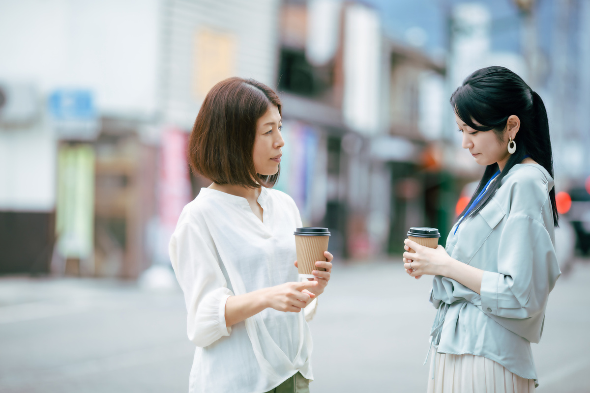「新卒は率先して雑務をするように！」と言われましたが、従わない場合は「減給」になるでしょうか？ 自分の業務がたまっていくので困っています……。