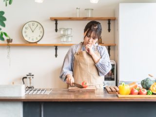 専業主婦です。夫の扶養に入っていて毎月の給与から年金保険料も引かれています。私の分の年金はいくらもらえるのでしょうか？