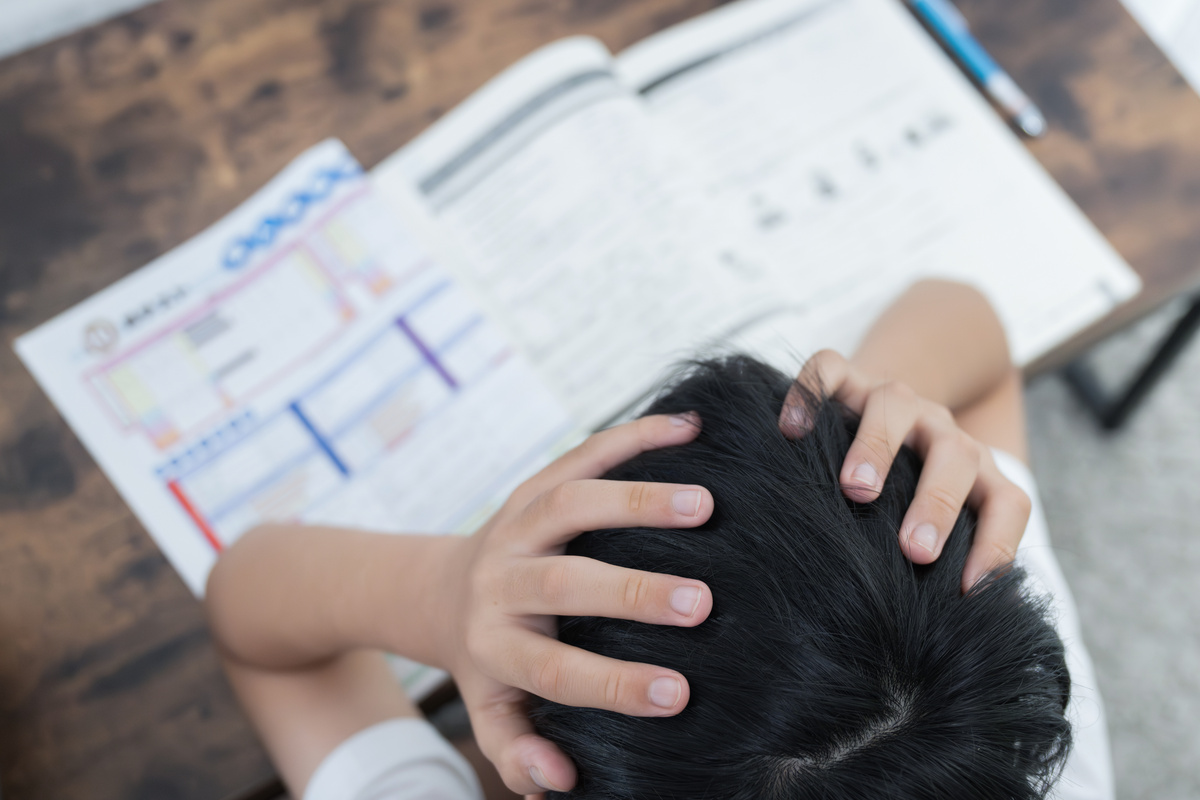 「住民税非課税世帯」だったので、息子は学費無料で大学に入れました。その息子が留年しそうなのですが、この場合も学費は免除されるでしょうか。