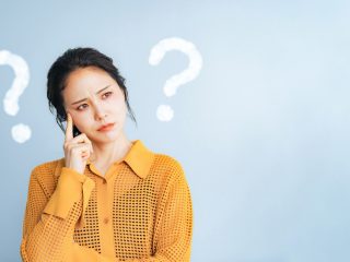 「会社員の年金」は「14万円」くらいあるのに「専業主婦」だと「6万円」くらい。どうしてこんなに差があるのでしょうか？