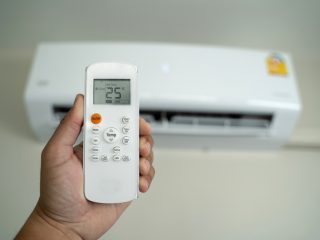 エアコンの電気代は「こまめに消す場合」と「24時間つけっぱなしの場合」でどれくらい違うの？