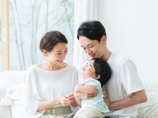 3歳の子どもがいます。教育資金を貯めたいのですが学資保険は低金利なので貯まるか不安です。ほかに貯める方法はありますか？