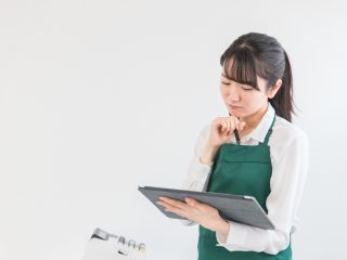 会社から「扶養を外れてもらう」と言われました。「年収130万円」未満なのになぜですか？ 毎月「2万円」近く社会保険料を支払うのはキツイのですが、本当に外れる必要があるのでしょうか？