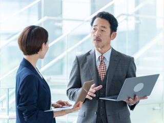 老後も「月給30万円」で働くのですが、年金が「支給停止」になると聞きました。定年後に収入が多いとダメなのですか？