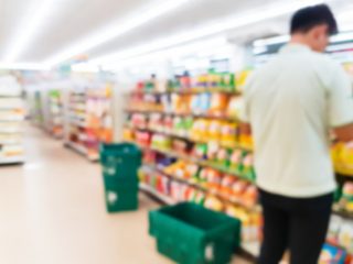 大学進学で一人暮らしを始める息子が「コンビニでバイトするため仕送りは不要」と言っています。そんなに稼げるものなのでしょうか？