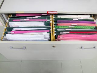 こんなところに！ 引き出しを片付けていて「年末調整」に使う書類が出てきました。何ヶ月も過ぎたのでもうお金は返ってこないのでしょうか？