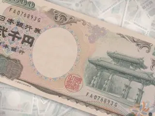 祖母からもらった「2000円札」これって普通に使えるのでしょうか？