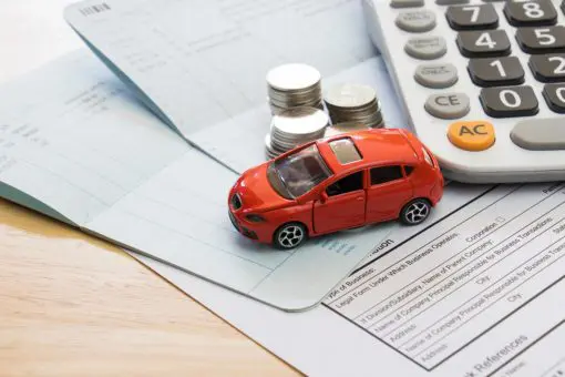 車の「自賠責保険」は加入強制ですが、「保険料」と「補償内容」はどの保険会社も同じですか？ 同じなら何を基準に選べばよいのでしょうか？