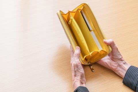 60代の金融資産はどのくらいある？ 「老後貧乏」のリスクを回避する方法はありますか？