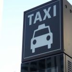 「半額」でタクシーを利用できる!? 多くの自治体で導入されて話題の「AIあいのりタクシー」とは？