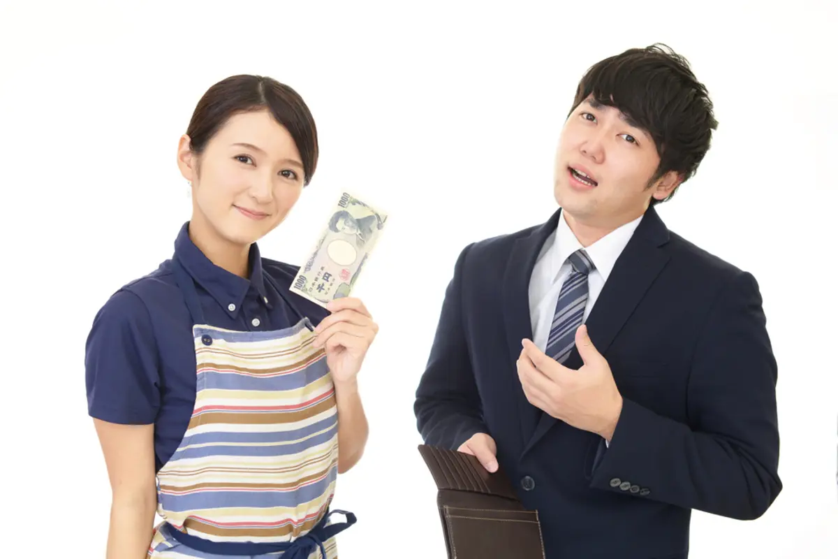 もうすぐ結婚する彼女から「子どもが生まれたときを考えて月3万円のお小遣い制」にしようと言われました。結婚後も共働き予定なので、できれば避けたいです……。