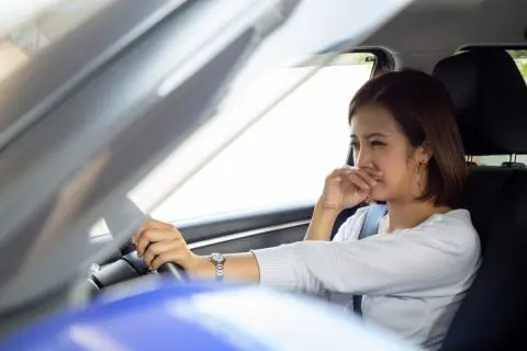 「車内の独特の匂い」が苦手だという妻。節約のため、臭いケアは「芳香剤」だけなのですが、抜本的なクリーニングを行うべきでしょうか？