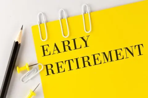 社会人2年目ですが50歳で「早期退職」するのが目標です。退職までにいくら貯蓄すればいいですか？
