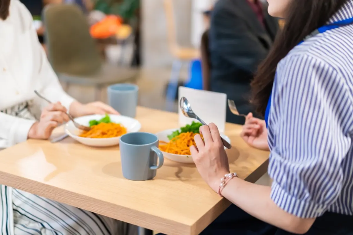 【平日のランチ代】「いつも外食ランチ」と「弁当持参」1年でどのくらいの差が出る？