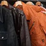「モンベル」の高性能ジャケットを着ている人をよく見かけます。みんな経済的に余裕があるのでしょうか？