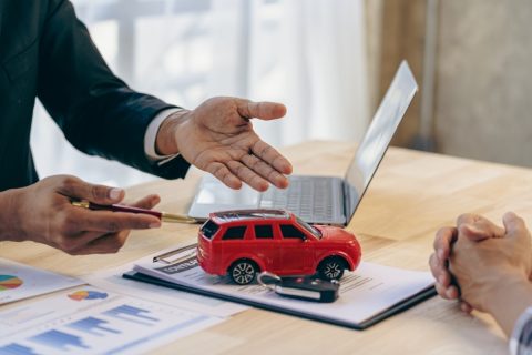 東京への引越しを期に、車を手放そうか検討中です。23区内で車を所有していない人の割合はどれくらいですか？