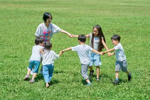 児童手当って第三子は第一子と第二子と比較してどれくらい多くもらえるのですか？ 優遇されているんですよね？