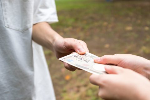 浪費癖がひどく、毎月の「生活費援助」を求めてくる63歳の母に困っています…どうすればよいでしょうか？