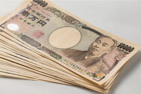 父から毎年「100万円」を相続税対策として受け取っています。来年は子どもの大学費用として「400万円」援助してくれるそうなのですが、非課税の制度を利用すれば、100万円も受け取って大丈夫ですよね…？