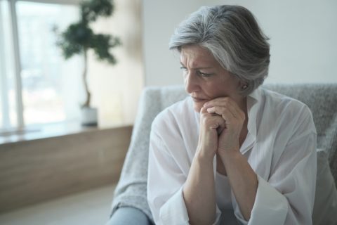 68歳で年金生活です。「生活保護」は子どもに内緒で受けられますか？ 生活が苦しいですが、できるだけ心配をかけたくないです