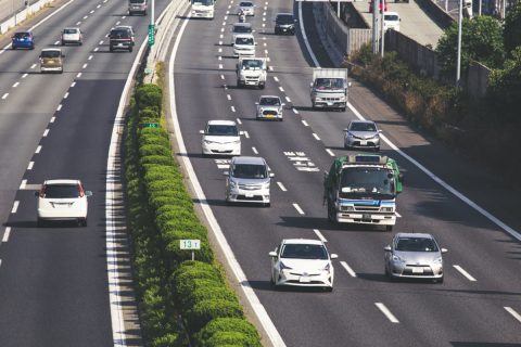 高速道路料金が分かりにくい！ 「平日朝夕割引」「深夜割引」など結局いつ利用するのが一番お得なの？