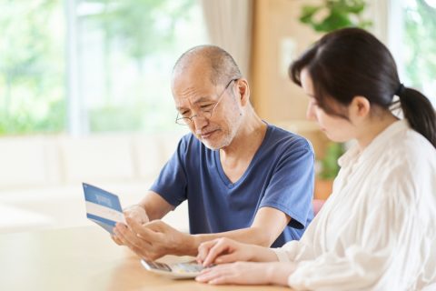 実家暮らしの独身40歳。両親は「自営業」をしており、引退後は「私の収入」と「両親の年金」で生活していけるか不安です。