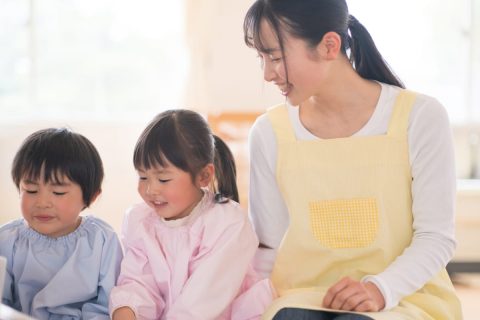 ママ友の3歳の子どもは「無料」で幼稚園に通っているのに、わが家は「月2万円」保育料を払っています。どちらも同じ月生まれですが、幼稚園は時間が短いから“無料”なのでしょうか？