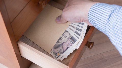 税金申告が必要な「タンス預金」がバレたらどうなるの？ほとんど使ってしまって税金が払えないときはどうすればいい？