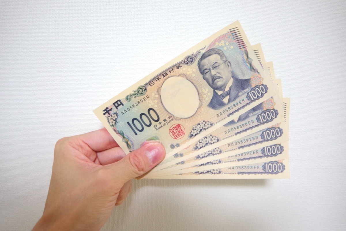 銀行の新札両替で「新紙幣」が出てきました。できれば「野口英世」の1000円札が欲しいのですが、交換は可能ですか？  セルフレジなどで“使えない場合”に備えたいです… | その他暮らし | ファイナンシャルフィールド