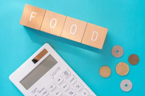 4人家族で食費「月3万円以下」というママ友。同じ4人家族で食費「月6万円」のわが家は一般家庭より使いすぎなのでしょうか？