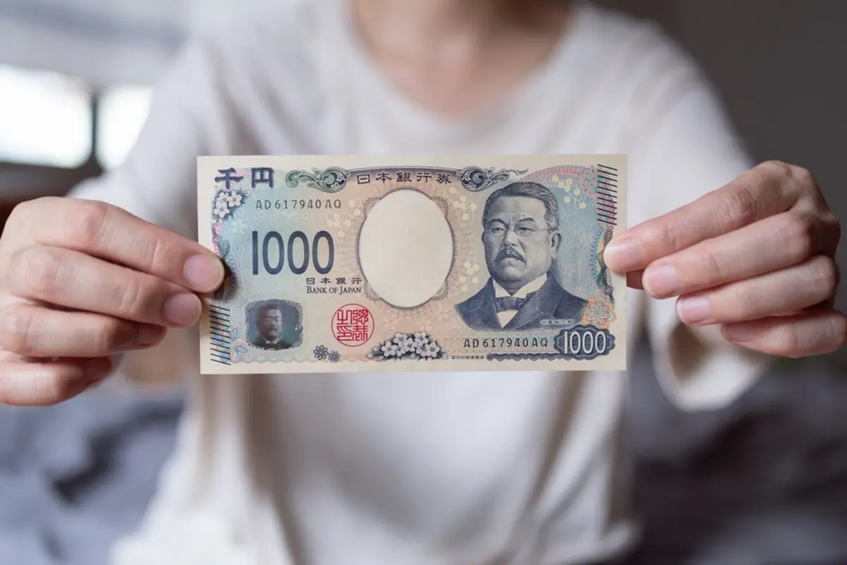 10月から最低賃金「1000円超」になる都道府県は？ 正社員への影響や「最低賃金額の確認方法」も解説！