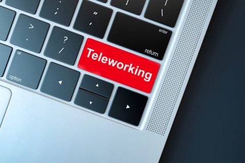 会社が12月から「テレワーク廃止」に！ 育児のために継続したいけど「出社」する必要はあるの？「テレワーク導入率」の推移もあわせて解説