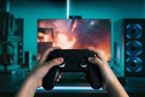 「最近のゲーム機」って高すぎませんか？ 正直1つのゲームハードを買うのが限界なのですが、一般的にはどのくらいゲーム機を持っているものでしょうか？